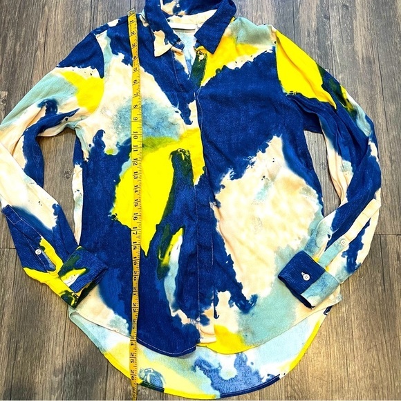 Women’s Tie Dye Button Up V Neckline Blouse Top Size S - Picture 10 of 11